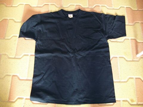  tee shirt bleu col rond
taille S 5 Chadurie (16)