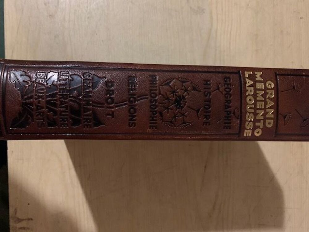 Larousse Livres et BD