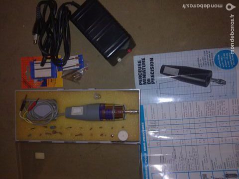 Coffret Mini perceuse 9V-14V + alimentation 14V 0 Issy-les-Moulineaux (92)