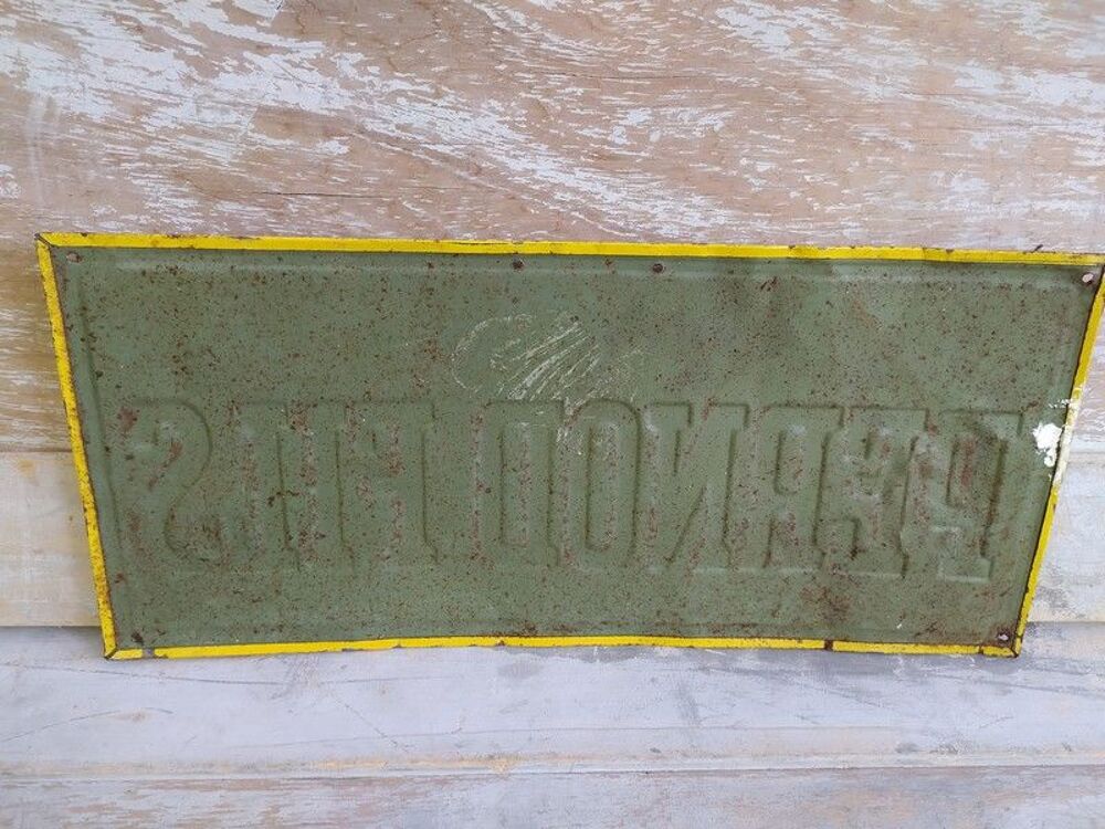 Ancienne Plaque T&ocirc;le Publicitaire Pernod Fils 
