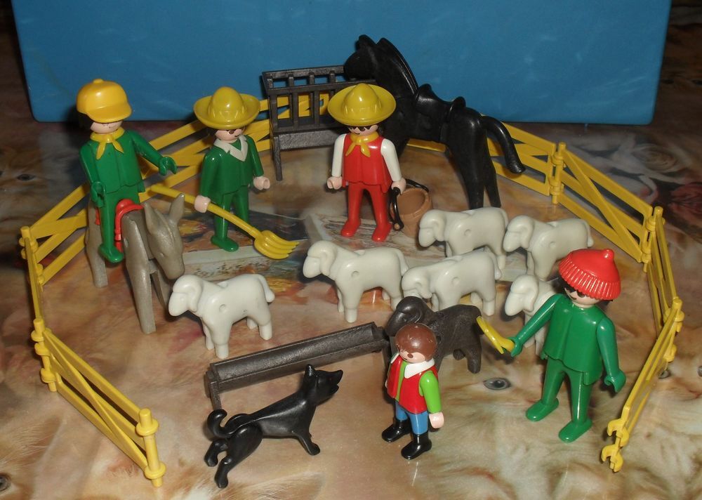 Playmobil th&egrave;me la Ferme. Jeux / jouets