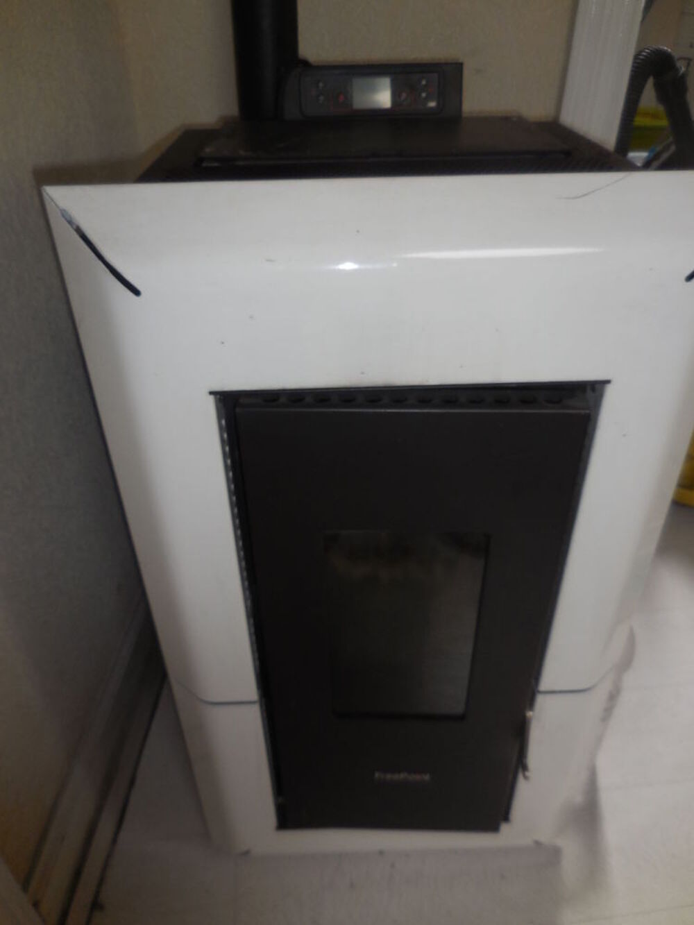 POELE A PELETS FREEPOINT Electroménager