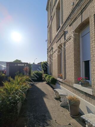  Appartement  vendre 5 pices 144 m