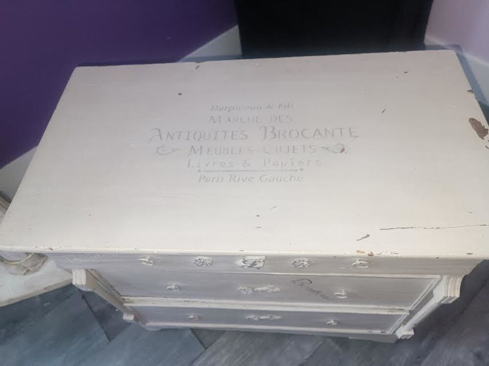 ANCIENNE PETITE COMMODE 3 TIROIRS Meubles
