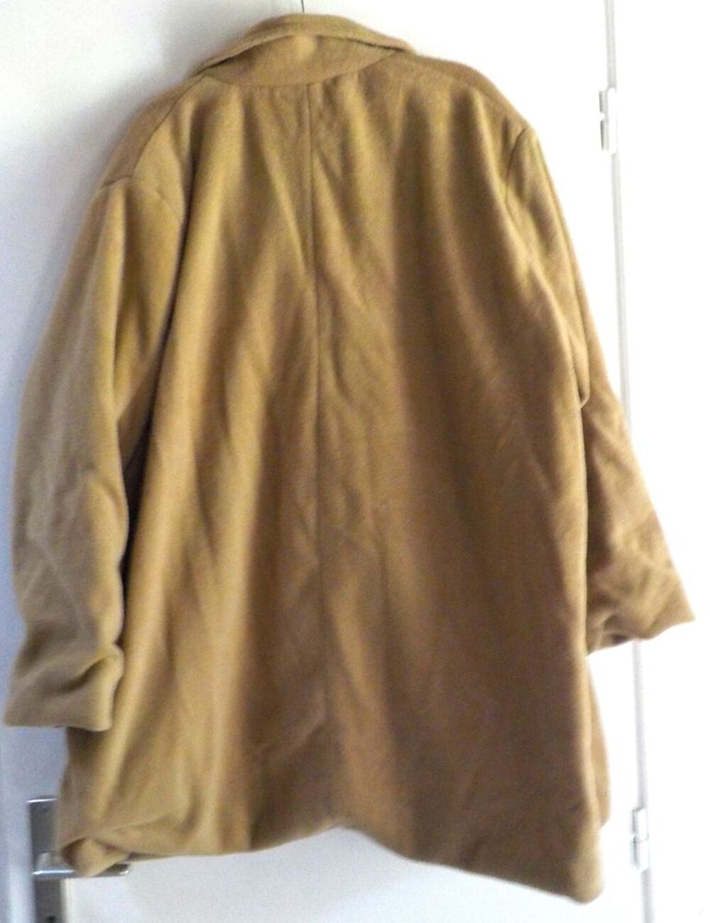 VESTE D'INTERIEUR FEMME TAILLE 54/56 COULEUR CAMEL Vêtements