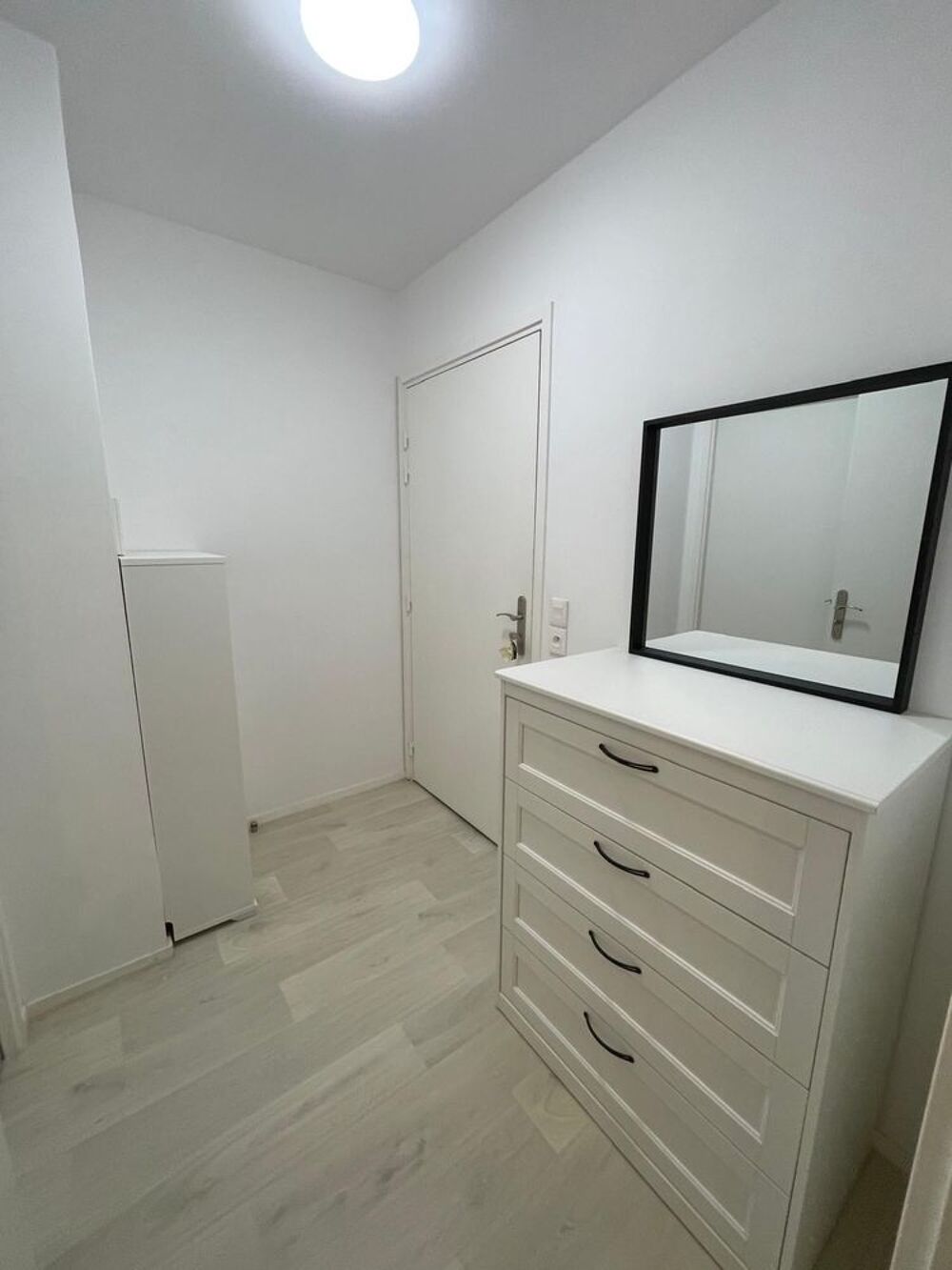 Vente Appartement Studio meublé avec deux places de parking en extérieur Arpajon