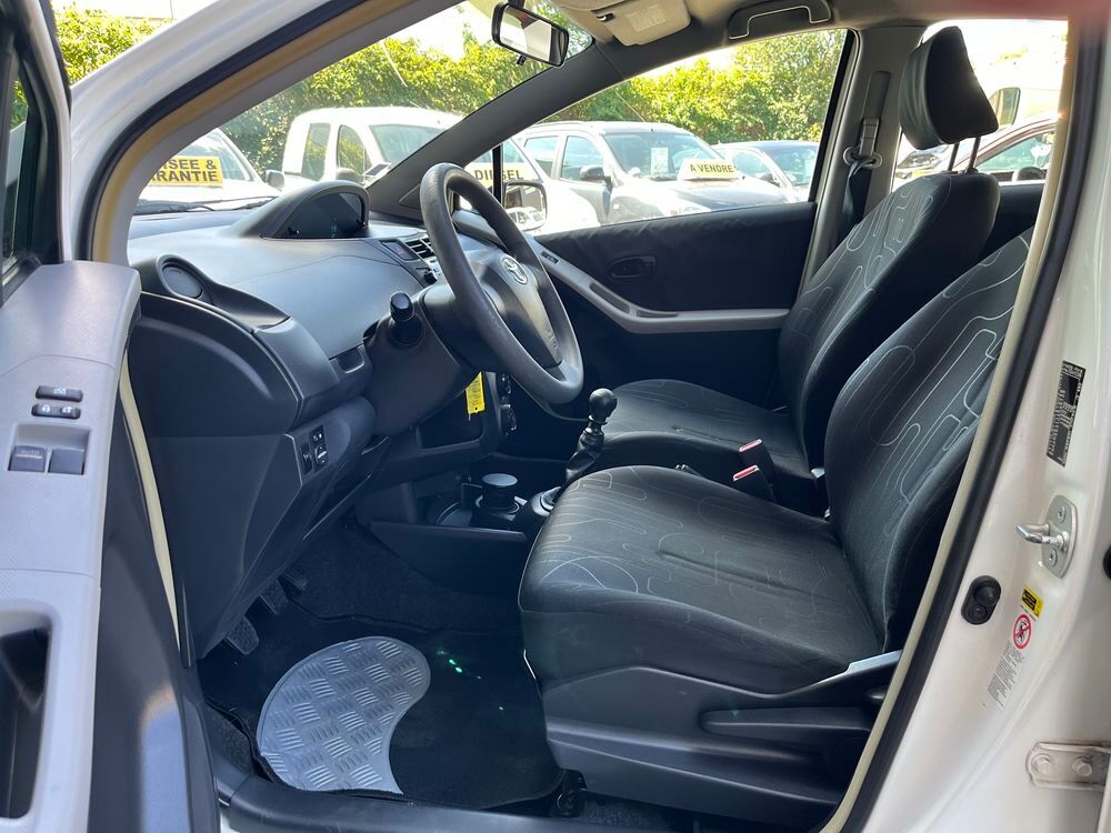 Yaris 100 VVT-i Confort Stop & Start 2009 occasion 42700 Firminy