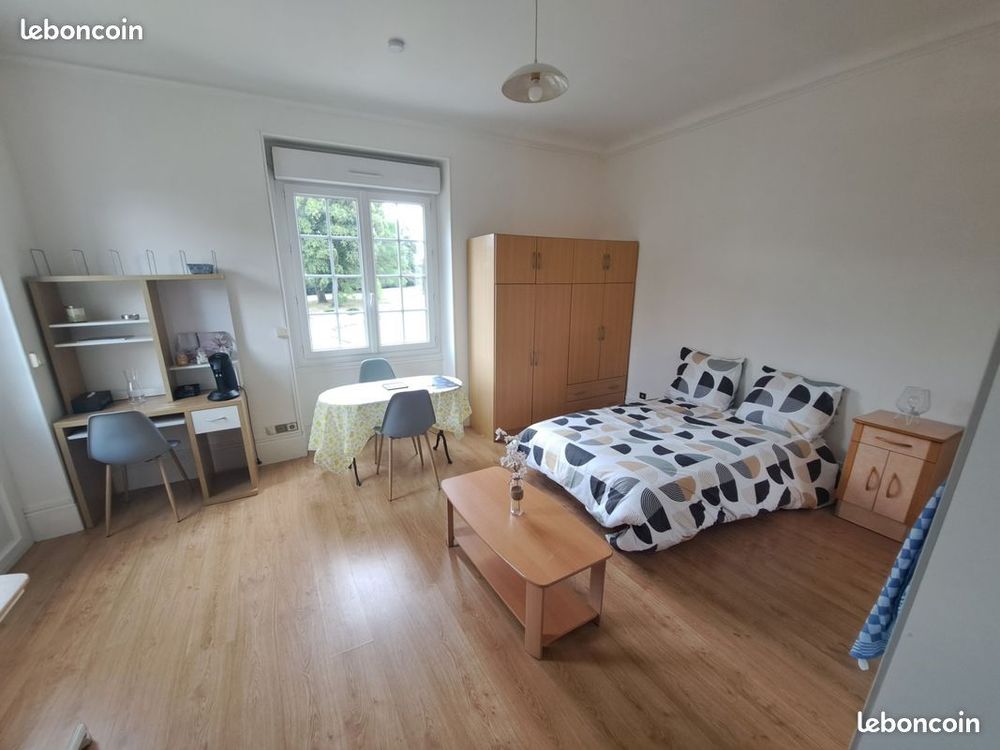 Location Appartement F1 avec vue a 180 sur un parc avec parking PRIVE Senlis