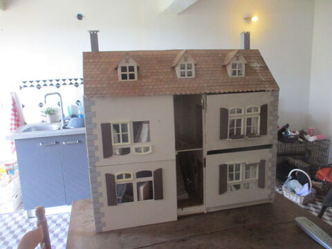  ANCIENNE GRANDE MAISON DE POUPEE DE STYLE VICTORIENNE 180 Roanne (42)