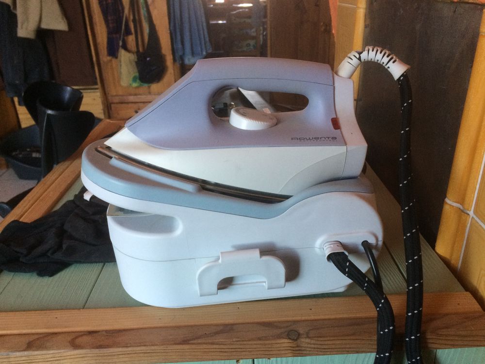 CENTRALE VAPEUR ROWENTA DG5070 Electroménager