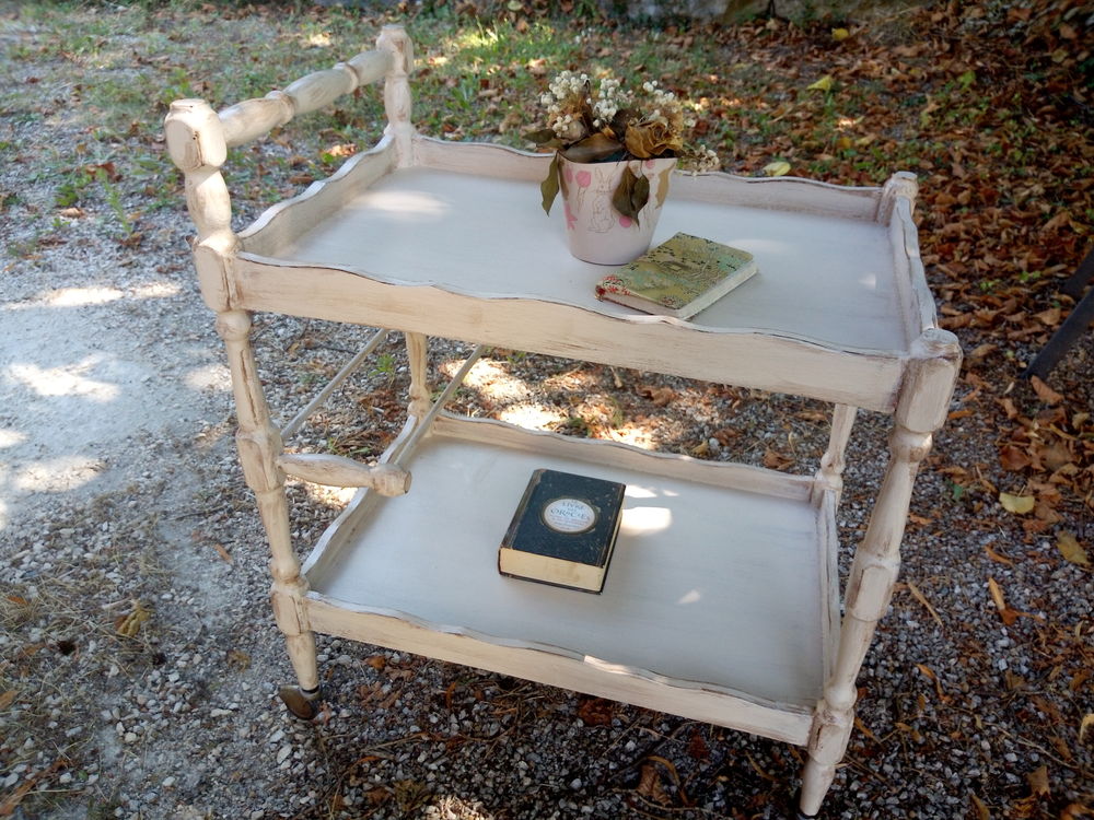 Desserte vintage pour le salon ou jardin en bois peint Meubles