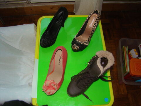 4 paires de chaussures taille39/ 40
12 Sevran (93)
