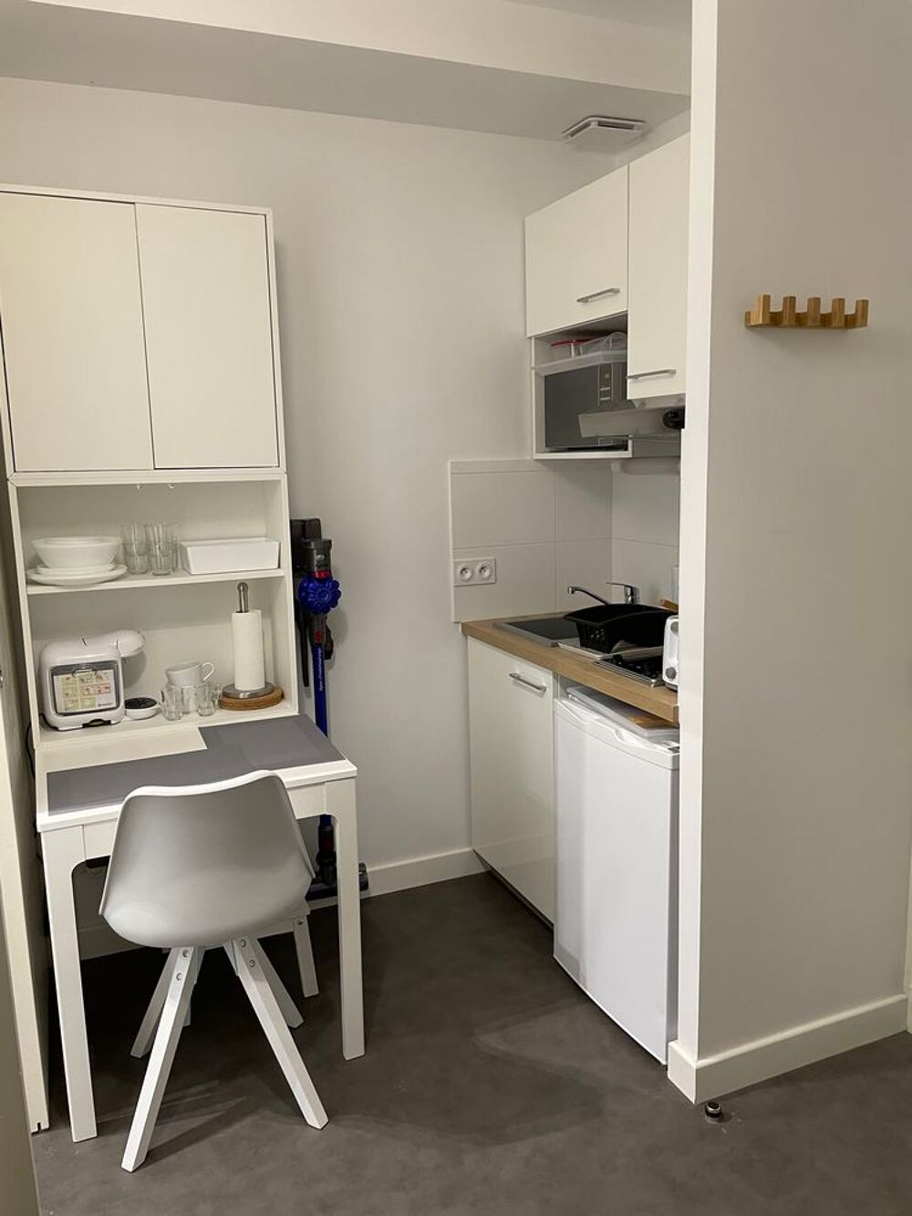 Location Appartement Studio meublé avec internet inclus belles prestations Bordeaux