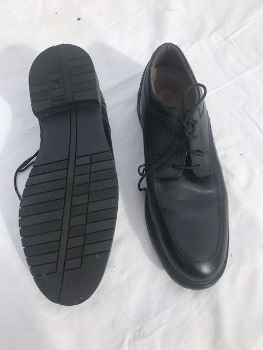 Chaussures cuir neuves homme , taille 42 