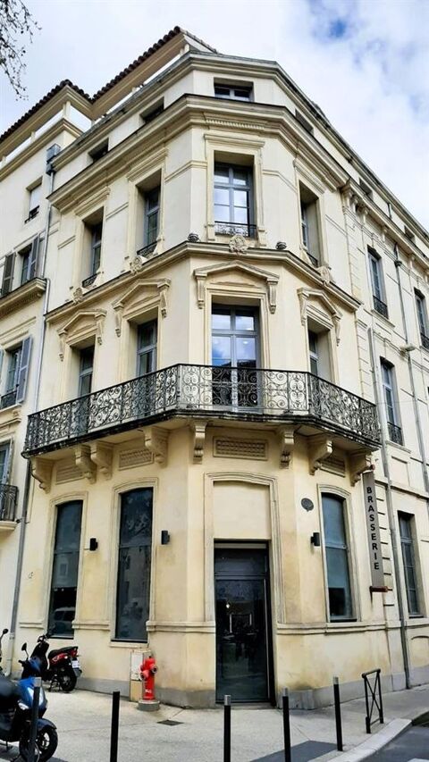 BUREAU ET APPARTEMENT DE GRAND STANDING AVEC BALCON, ASCENSEUR ET GARAGES PRIVES. 675360 30000 Nimes