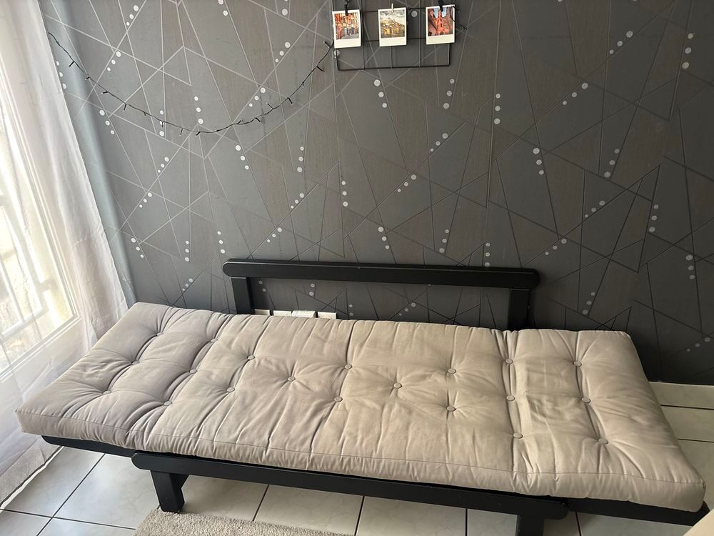 Canap&eacute; convertible / Banquette clic-clac €" Tr&egrave;s bon &eacute;tat Meubles