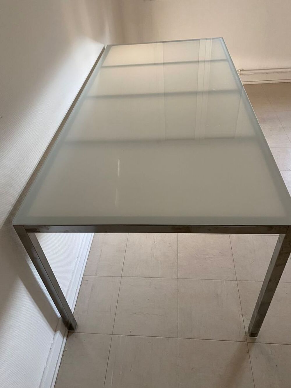 Table &agrave; manger en verre Meubles