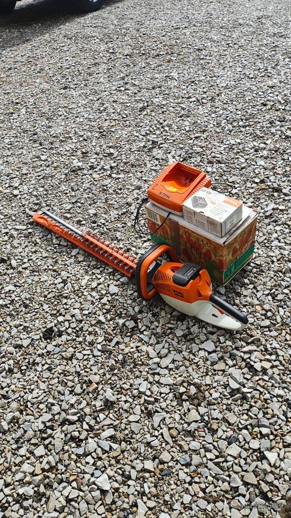taille haie electriqu sthil Jardin