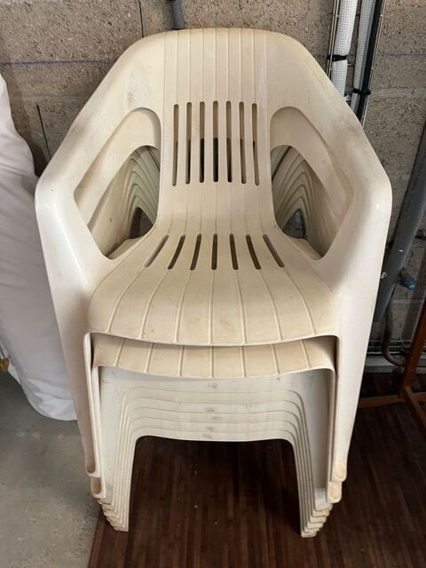 chaises 40 Ch�teau-Porcien (08)