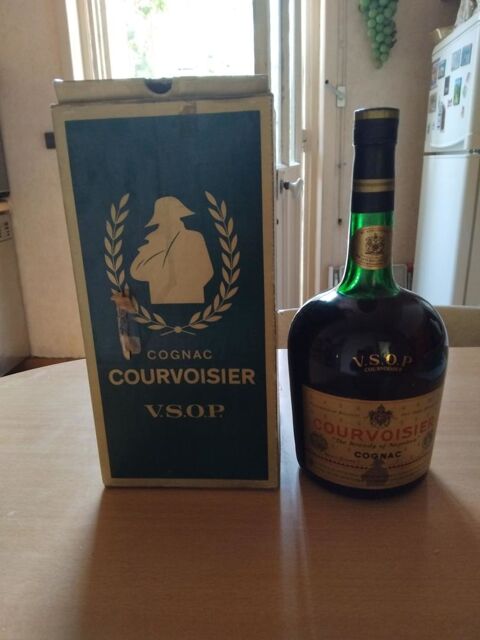 COGNAC COURVOISIER V.S.O.P. ancien avec coffret d'origine 100 Enghien-les-Bains (95)