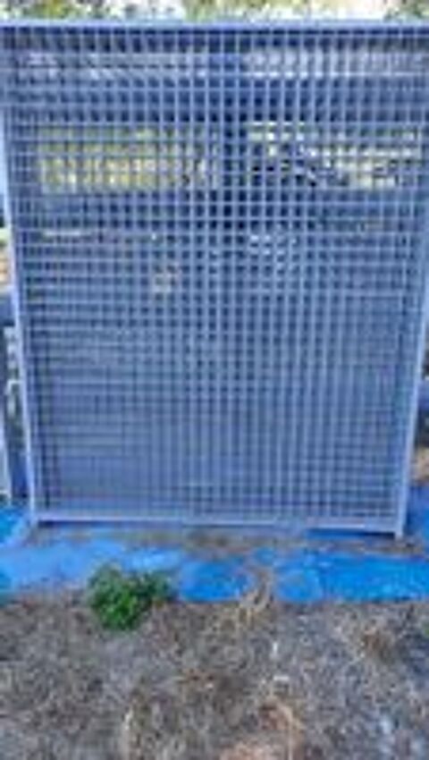   Grilles pour chenil chien 