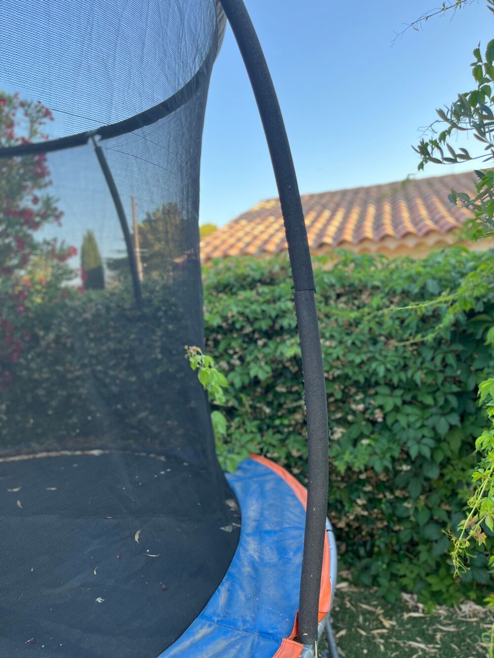 trampoline de 3m tr&egrave;s bon &eacute;tat Jardin