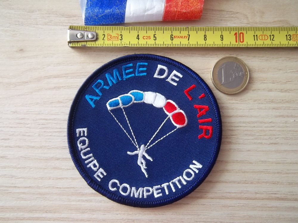 &eacute;cusson militaire arm&eacute;e air &eacute;quipe comp&eacute;tition parachutiste 