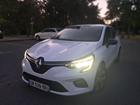 Renault Clio V Clio E-Tech full hybrid 145 Evolution 2023 occasion &Eacute;merainville 77184