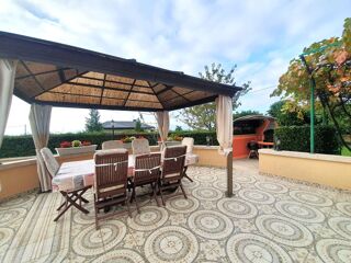  Villa � vendre 10 pi�ces 325 m�