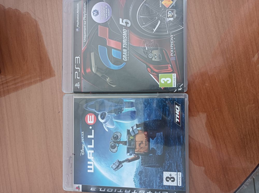 PS3 + 11 JEUX + ACCESSOIRES Consoles et jeux vidéos
