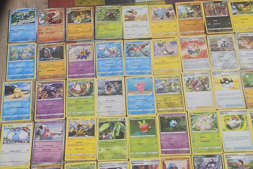 lot de 50 cartes pok&eacute;mon Jeux / jouets