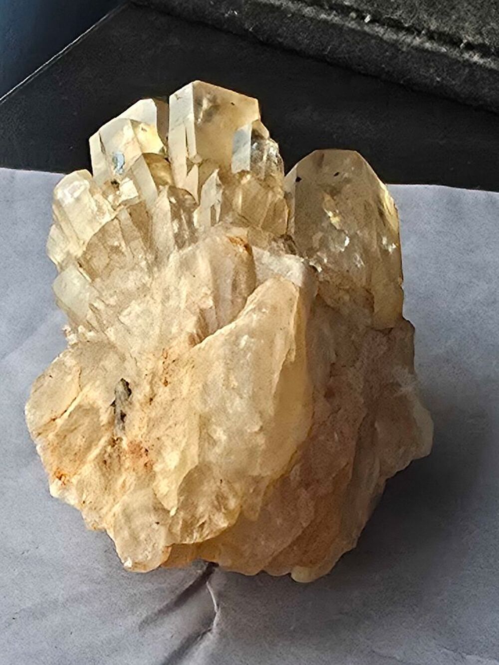 Pierre de Citrine Naturelle-Sp&eacute;cimen 180g 