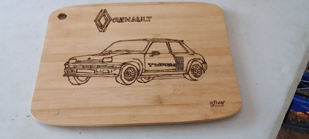 Planche &agrave; d&eacute;couper ou a tapas Renault 5 Turbo Cuisine