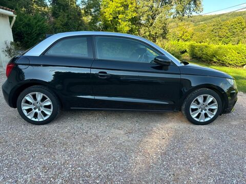 Audi a1 1.6 TDI 105 Ambiente