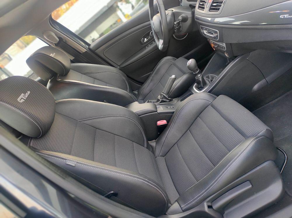 M&eacute;gane III MEGANE III 1.4 TCE 130cv GT Line 2011 occasion 78390 Bois-d'Arcy