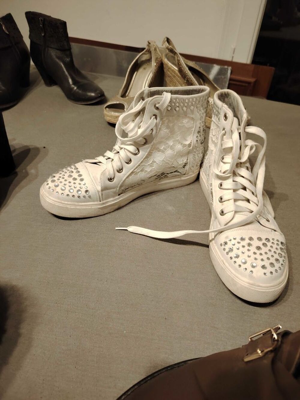 chaussures taille 40 femme ou travesti Chaussures
