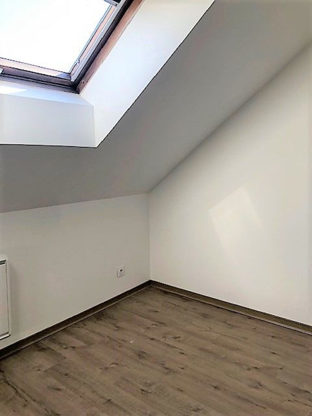 Location Appartement appartement 3 pièces 35 m² Varennes-sur-seine