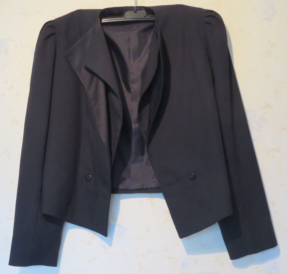 Ensemble femme veste/pantalon/chemisier, taille 34 Vêtements