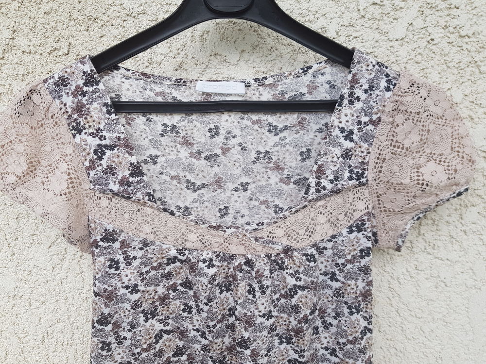 Tunique fleurs empi&egrave;cements dentelle (38) Vêtements
