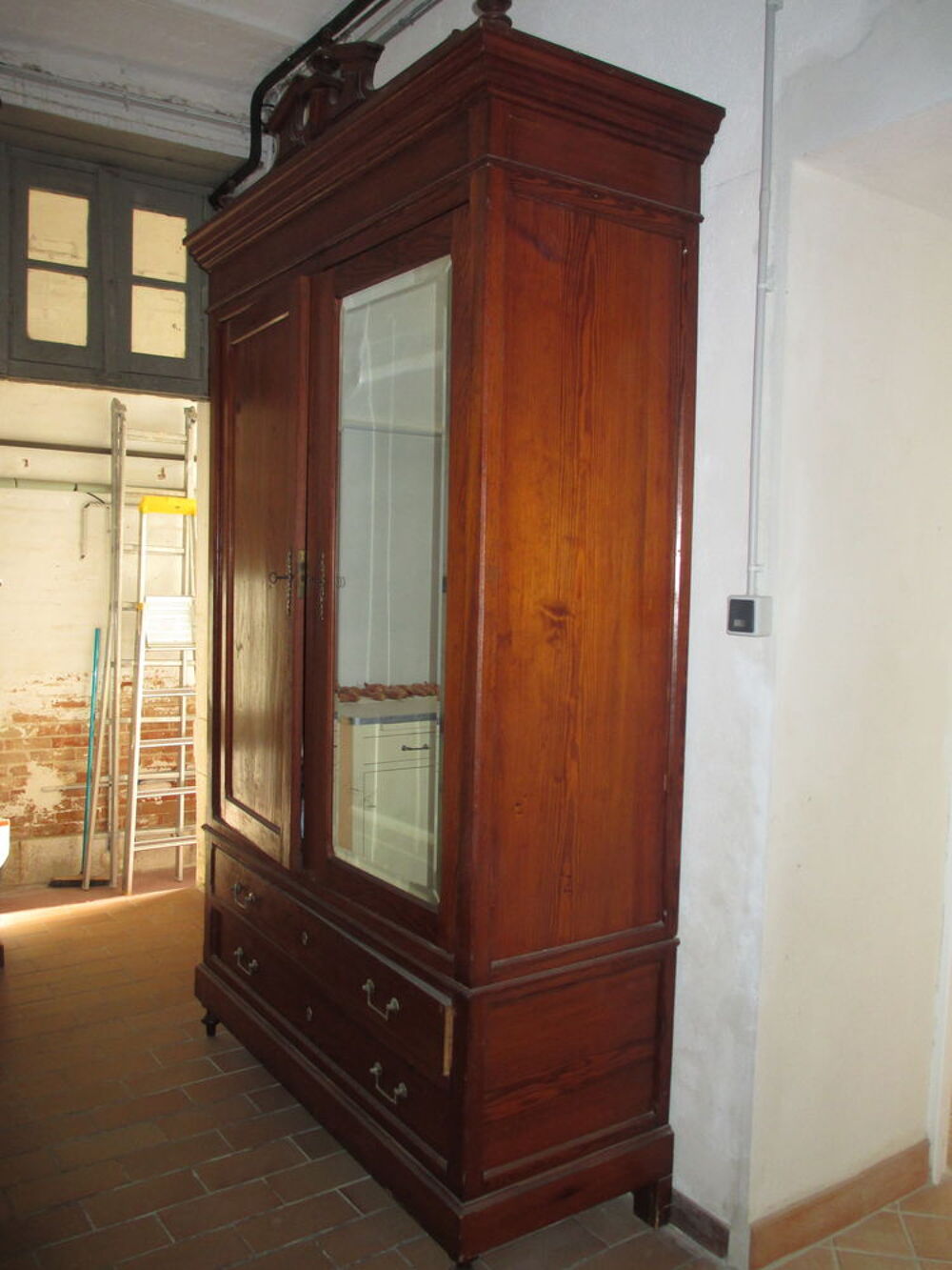 Armoire ancienne en bois Meubles