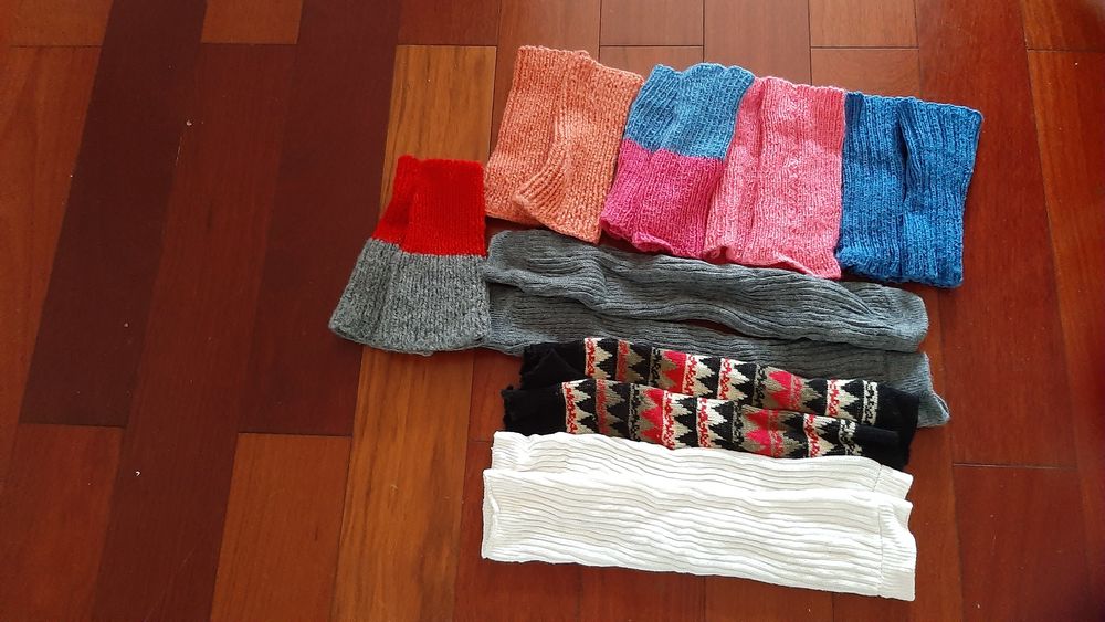 LOT JAMBIERES ET PROTEGES POIGNETS EN LAINE Vêtements