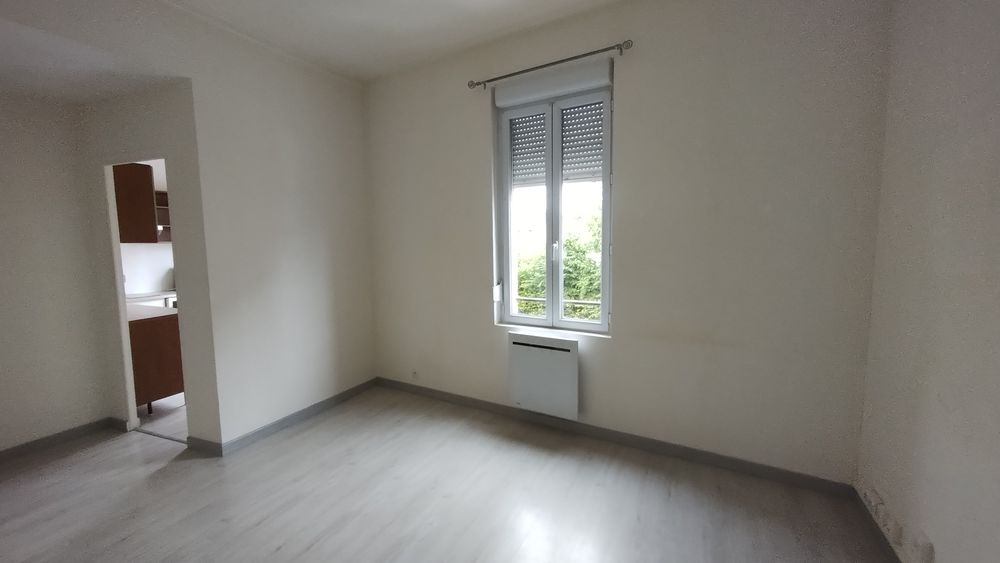 Location Appartement F1bis avec parking place luton Reims