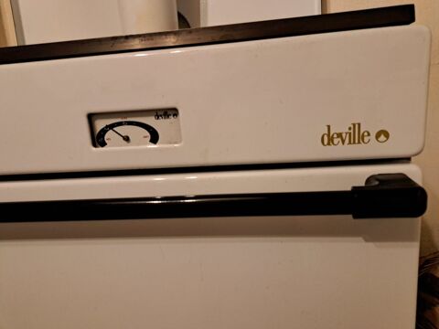 Cuisiniere � bois deville  600 Chinon (37)