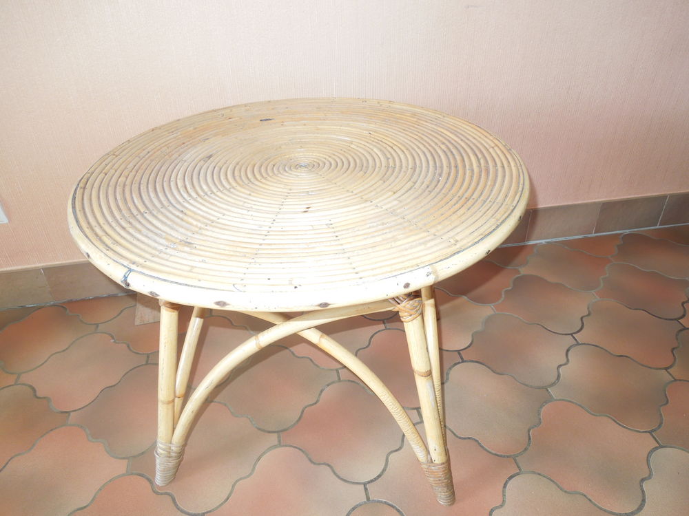 TABLE de SALON en ROTIN Meubles