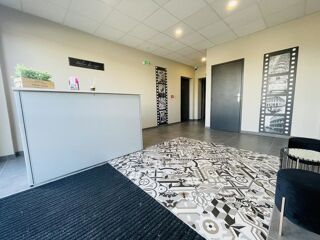  Immeuble à vendre 11 pièces 308 m²