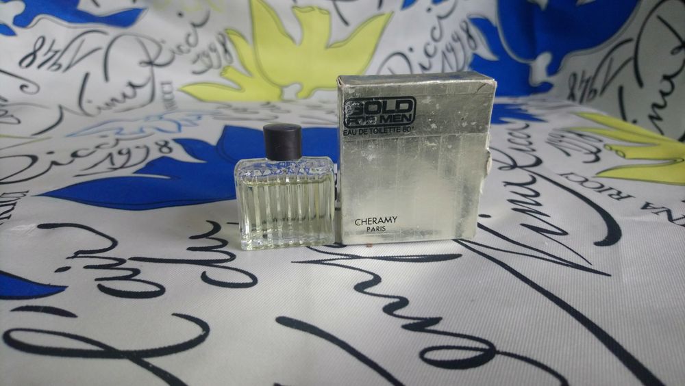 MINIATURE DE PARFUM 