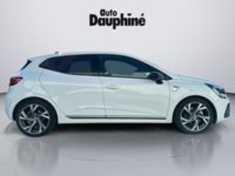 Clio V Clio E-Tech hybride 145 RS Line 2023 occasion 38140 Rives