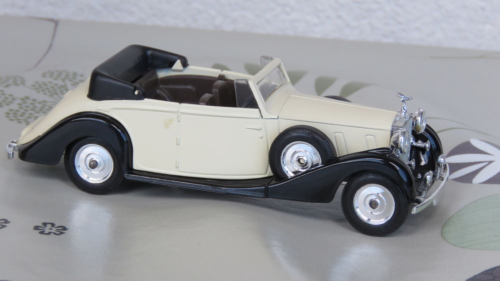 Voiture miniature Rolls Royce 