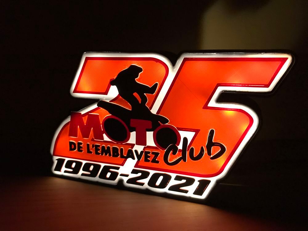 Lampe MOTO CLUB DE L EMBLAVEZ 3D leds &agrave; PILES Décoration