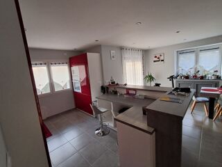  Maison � vendre 9 pi�ces 300 m�